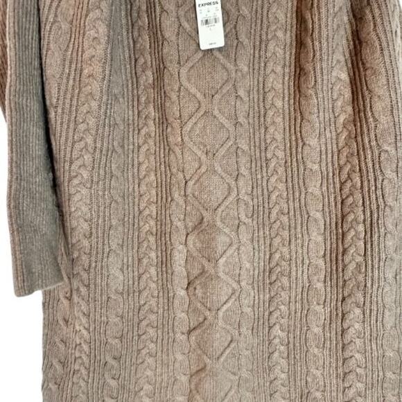 Express Women’s NWT Cold Shoulder Cable Knit Sweater Dress size XL - Picture 5 of 8